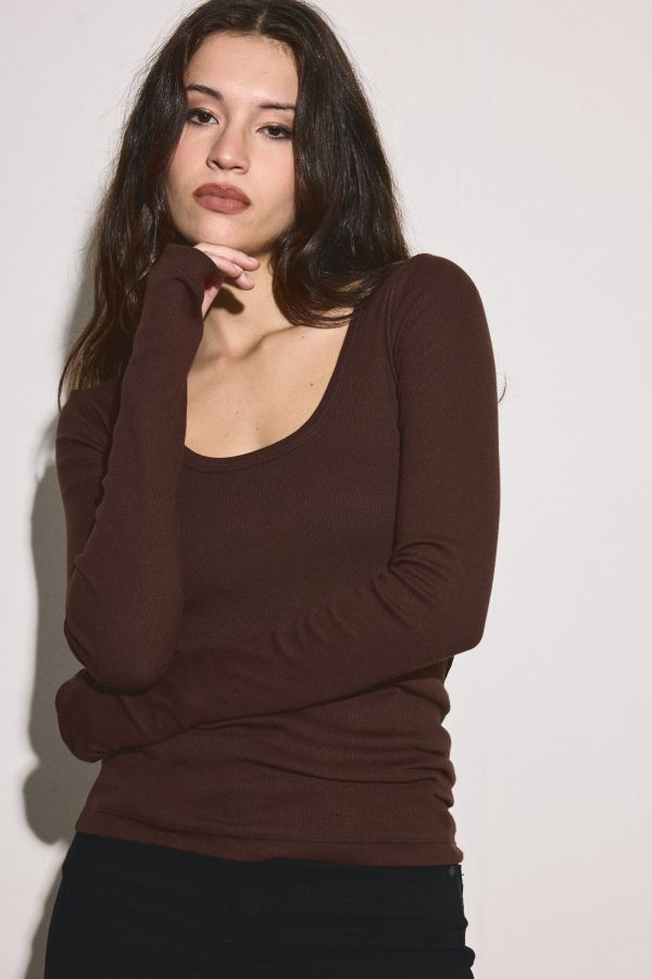 Adore-remera